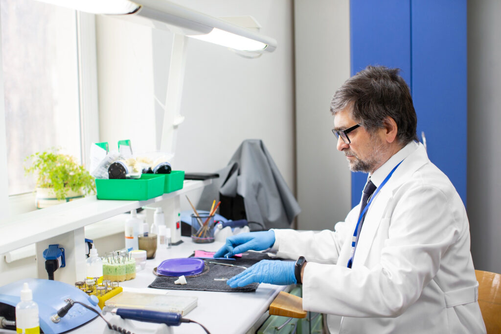 2e200dee5ae4cfda55ba3e1a9615289ea3f32691